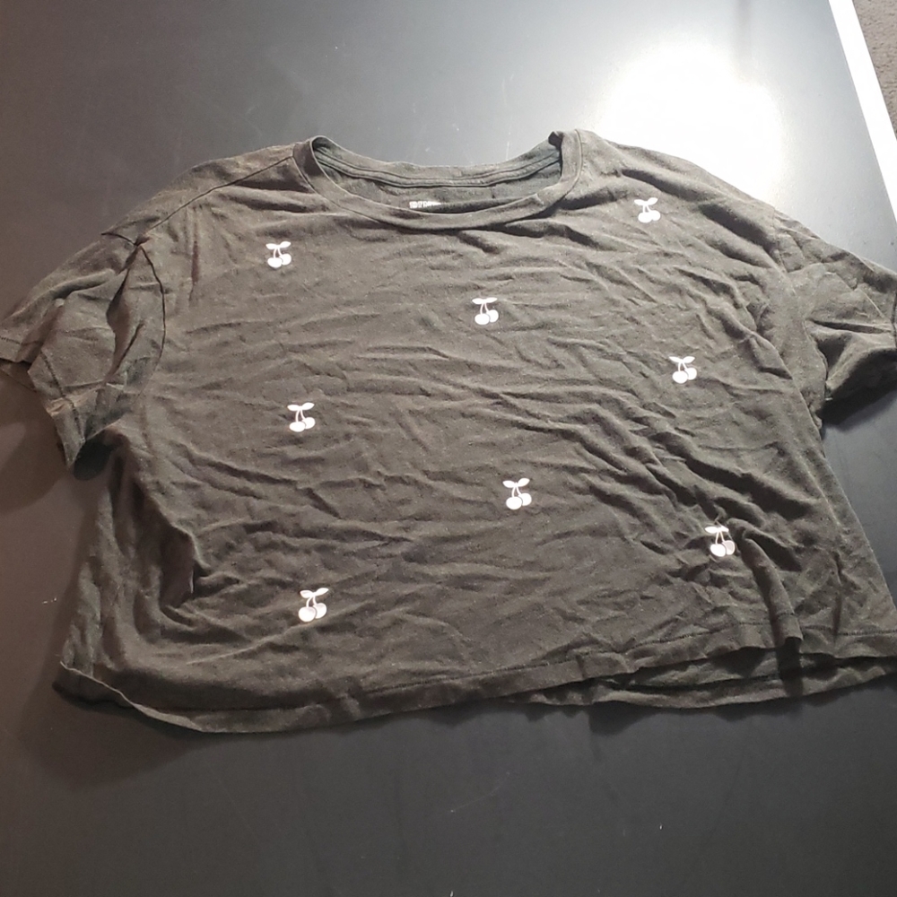 Gray Cropped T Shirt
